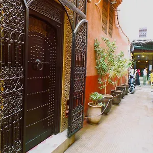https://riad-arabesque.marrakeshhotelsmorocco.com